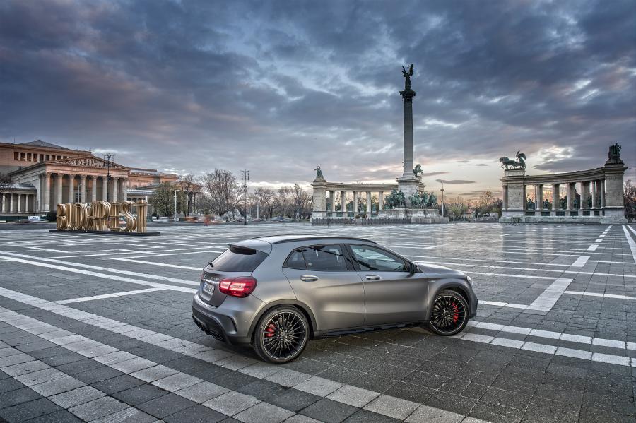  Mercedes-AMG GLA45 4Matic 2017 года  (WW) (фото 33 из 40)